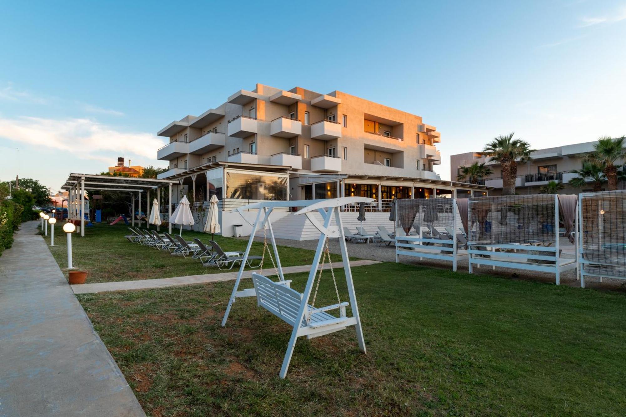 Bay By Omilos Hotel