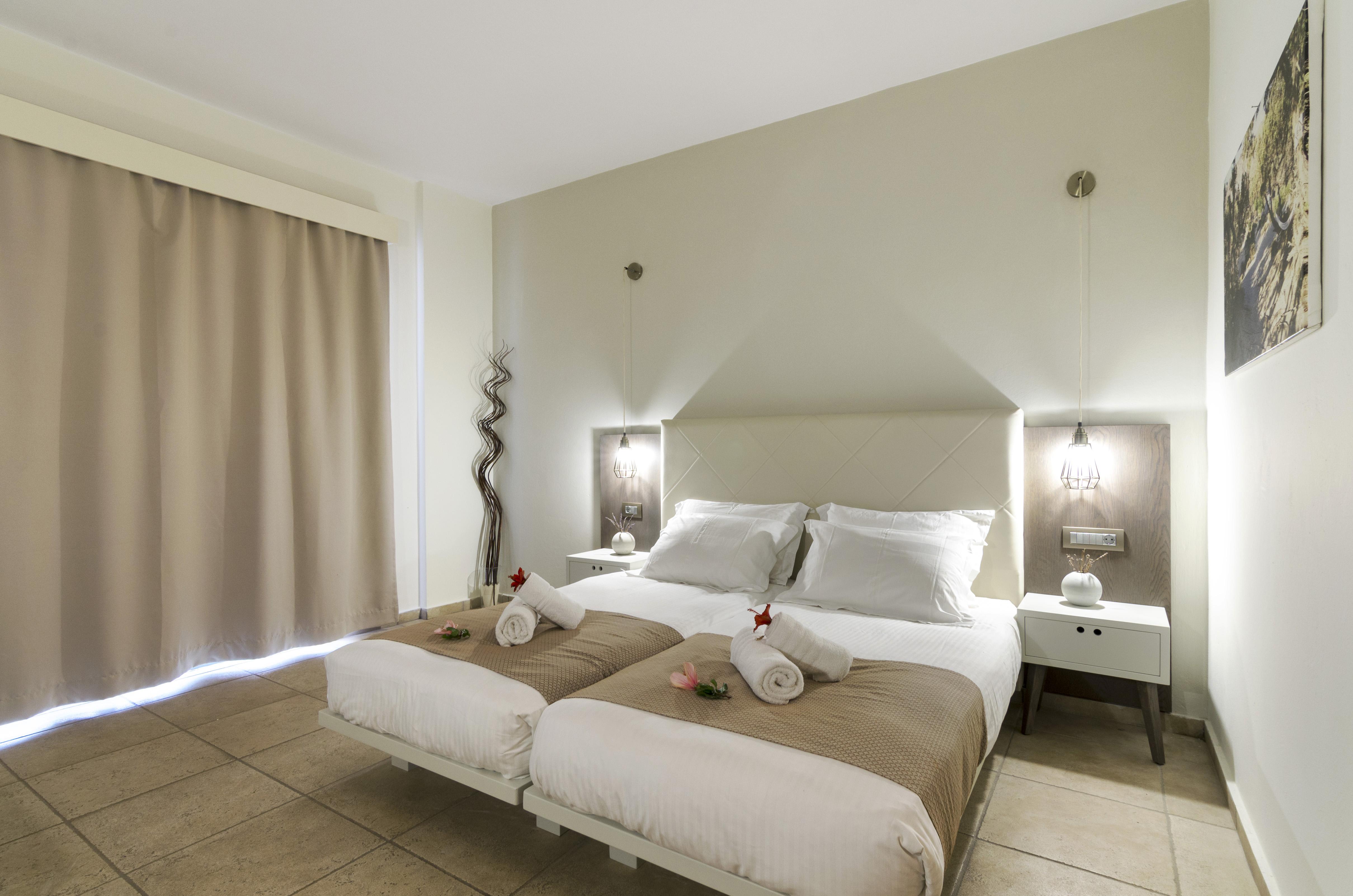 Hotel Bay By Omilos 4*