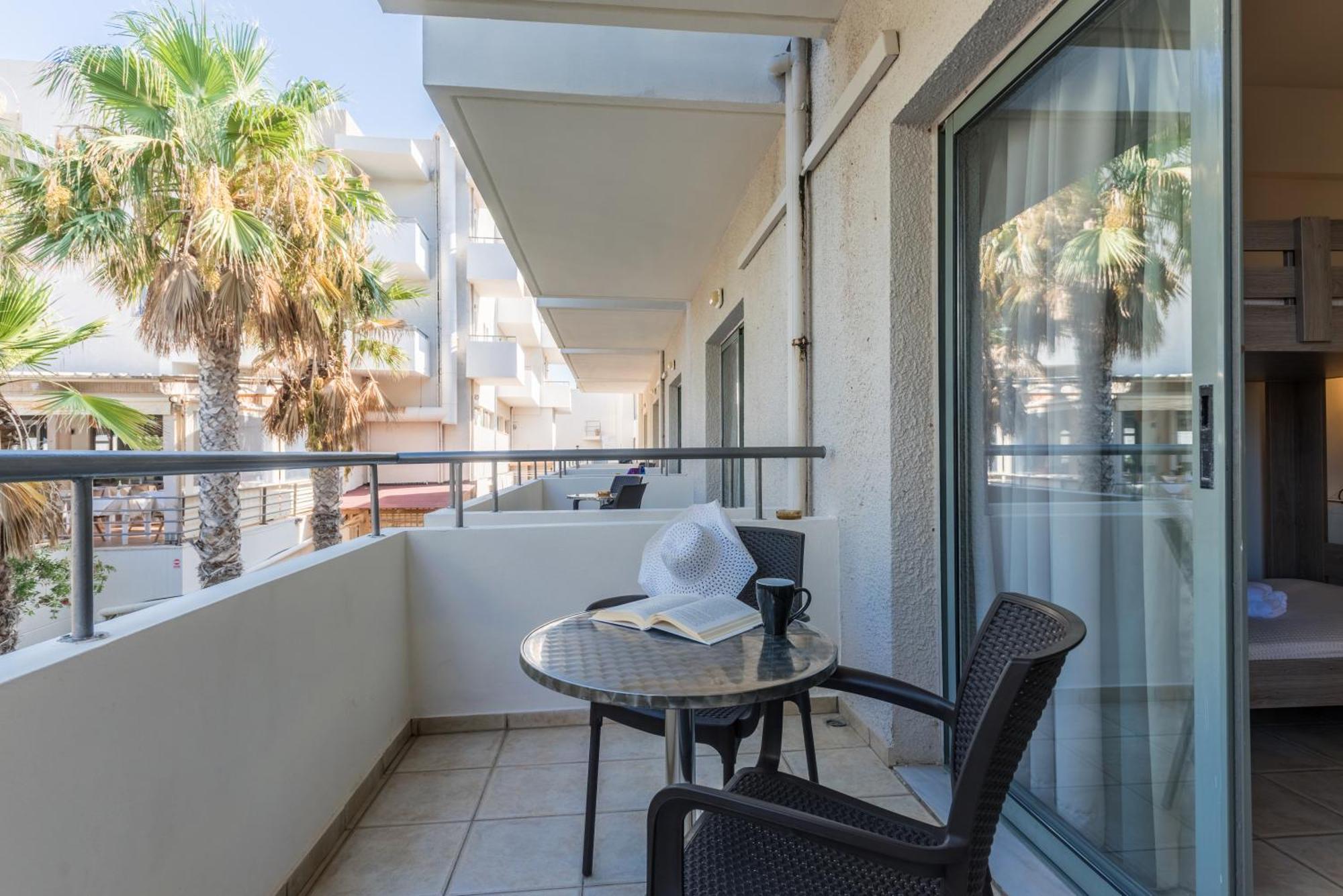 Bay By Omilos Hotel 4*